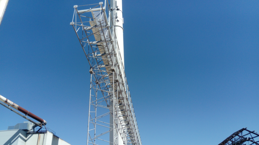 Lattice bridge for chain conveyor